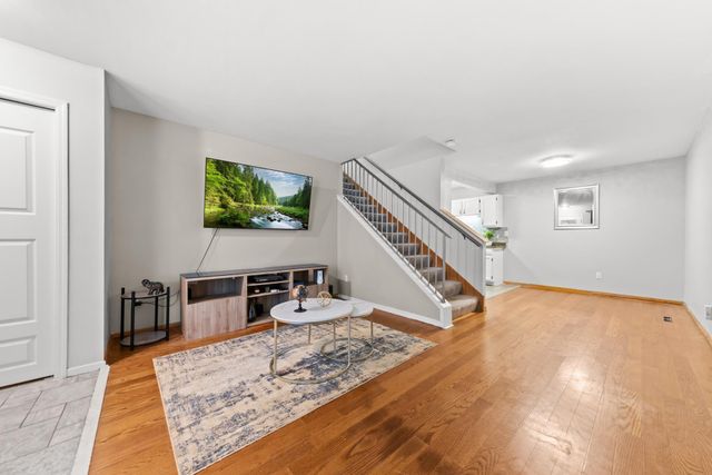 2208 Williams Drive, Burnsville, MN 55337