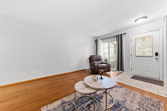 2208 Williams Drive, Burnsville, MN 55337