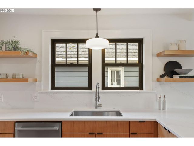 3335 Ne 47TH Ave, Portland, OR 97213