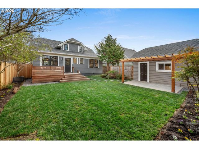 3335 Ne 47TH Ave, Portland, OR 97213