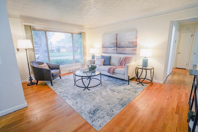 13941 Pearson Street, Oak Park City, MI 48237