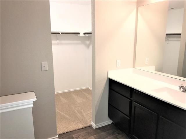 5820 Ronee Leah DR, Austin, TX 78724