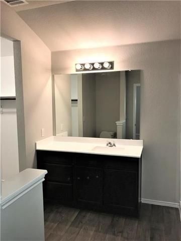 5820 Ronee Leah DR, Austin, TX 78724