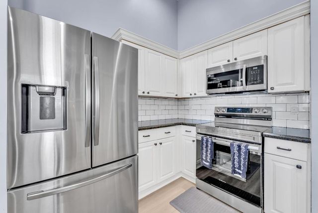 10811 Fox Glen Drive, Boca Raton, FL 33428