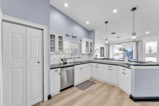 10811 Fox Glen Drive, Boca Raton, FL 33428