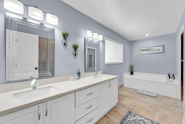 10811 Fox Glen Drive, Boca Raton, FL 33428