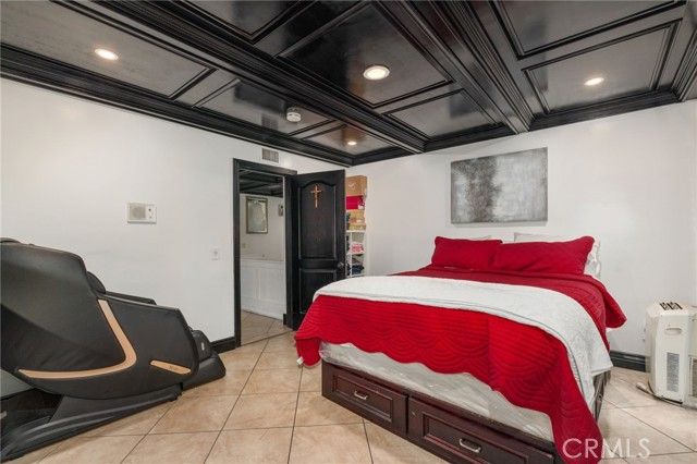 2639 Round, Los Angeles, CA 90032