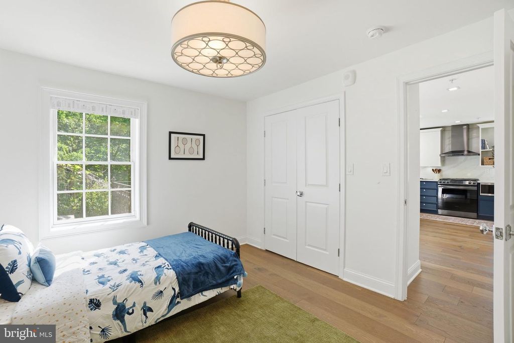 Image 28 of property listing at 2800 ADAMS MILL RD NW #2, Washington, DC 20009