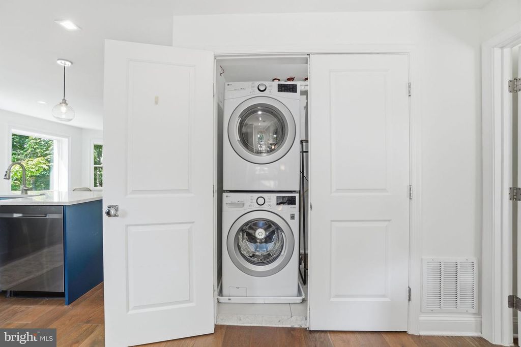 Image 30 of property listing at 2800 ADAMS MILL RD NW #2, Washington, DC 20009
