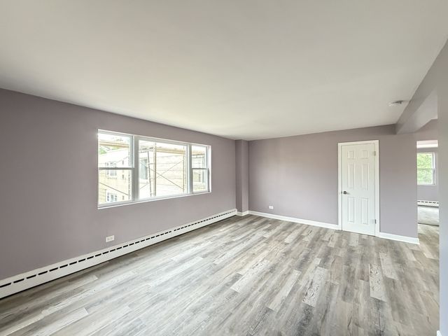 2057 E 72nd Street 3, Chicago, IL 60649