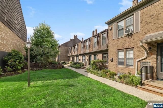 181 Long Hill 6, Little Falls, NJ 07424