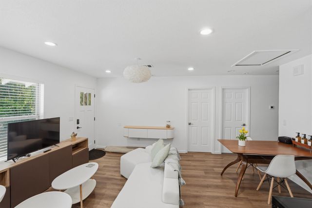 3501 Grayson LN, Austin, TX 78722