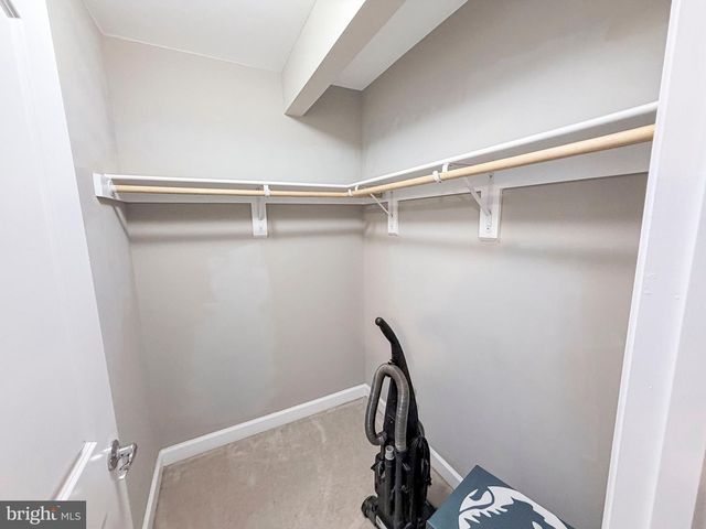 12 CHARLES OVERLOOK LN, La Plata, MD 20646
