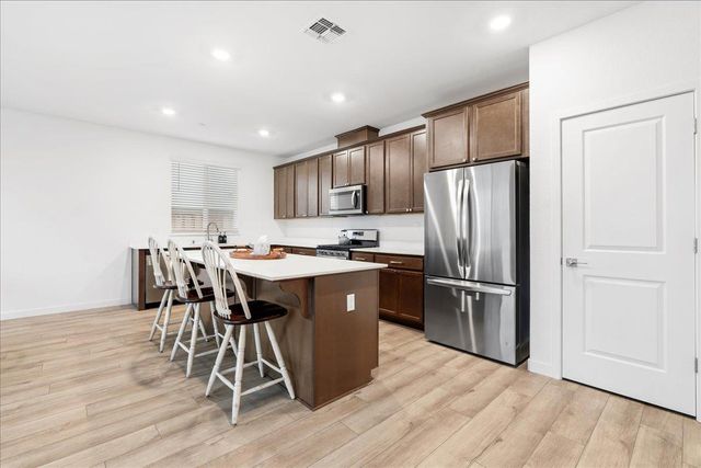 948-000 Brooke Stream Ct, Lincoln, CA 95648