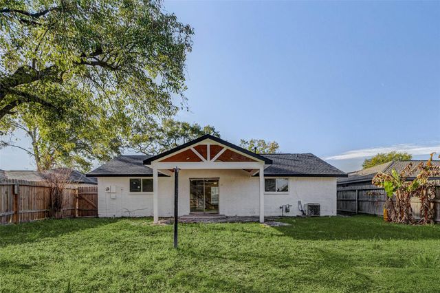 7622 N Williams Street, Houston, TX 77040