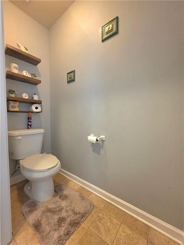 3916 Overlook Ridge Lane, Gainesville, GA 30507