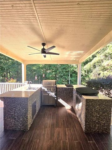 3916 Overlook Ridge Lane, Gainesville, GA 30507