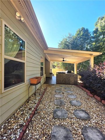 3916 Overlook Ridge Lane, Gainesville, GA 30507