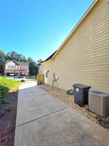 3916 Overlook Ridge Lane, Gainesville, GA 30507