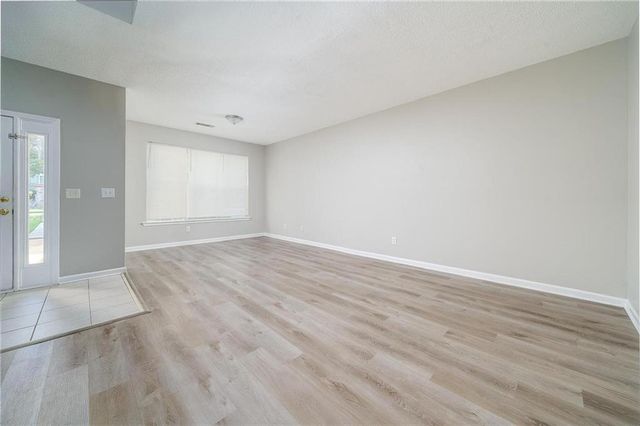 7683 Creekside Lane, Atlanta, GA 30296