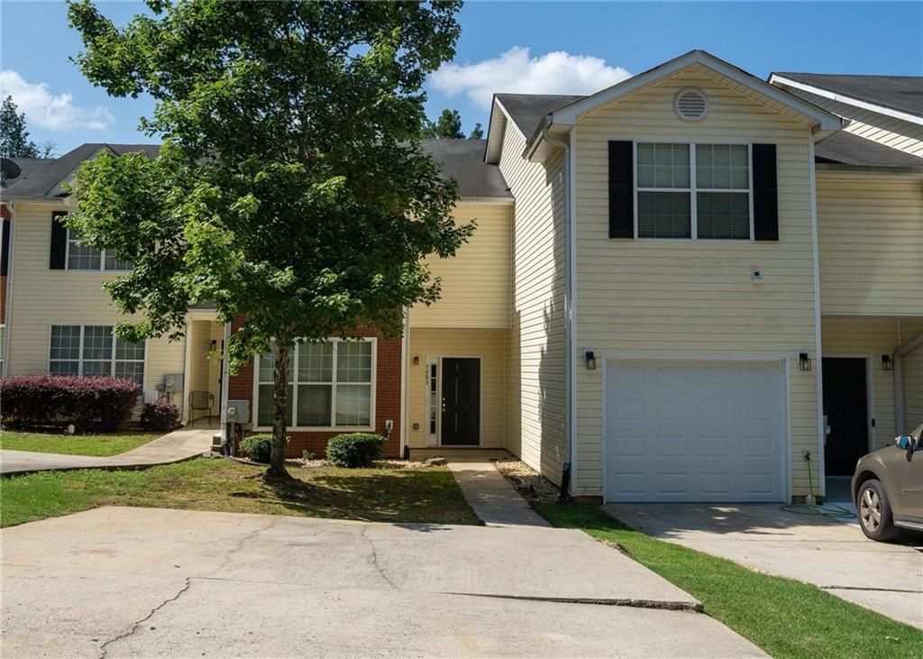 7683 Creekside Lane, Atlanta, GA 30296