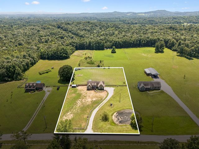 1546 Walls Rd, Lewisburg, TN 37091