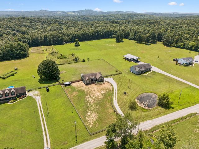 1546 Walls Rd, Lewisburg, TN 37091