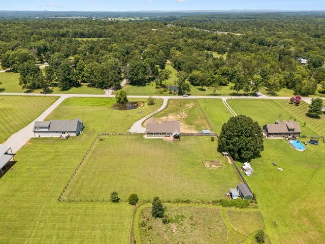 1546 Walls Rd, Lewisburg, TN 37091