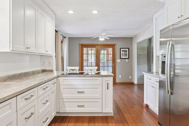 6330 Cypress Drive, Chanhassen, MN 55331