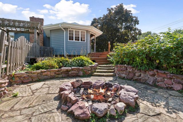 6330 Cypress Drive, Chanhassen, MN 55331