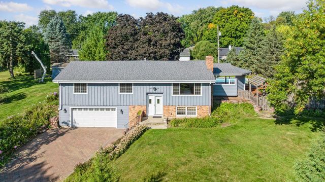 6330 Cypress Drive, Chanhassen, MN 55331