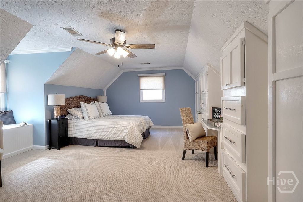 Image 19 of property listing at 5155 Donald Drive, Loganville, GA 30052