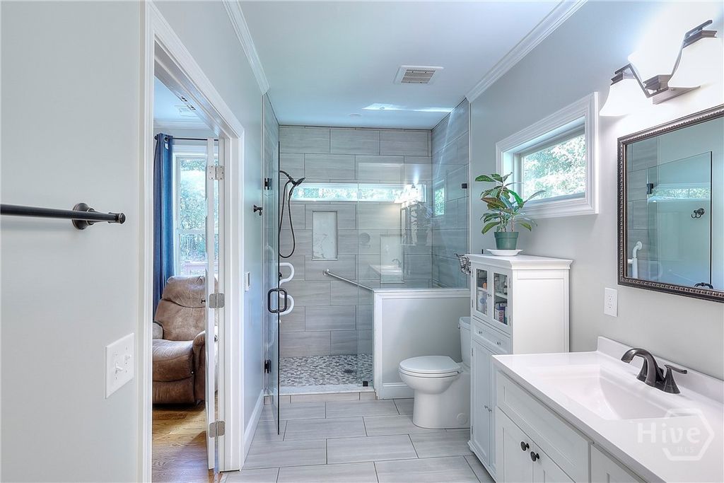 Image 36 of property listing at 5155 Donald Drive, Loganville, GA 30052