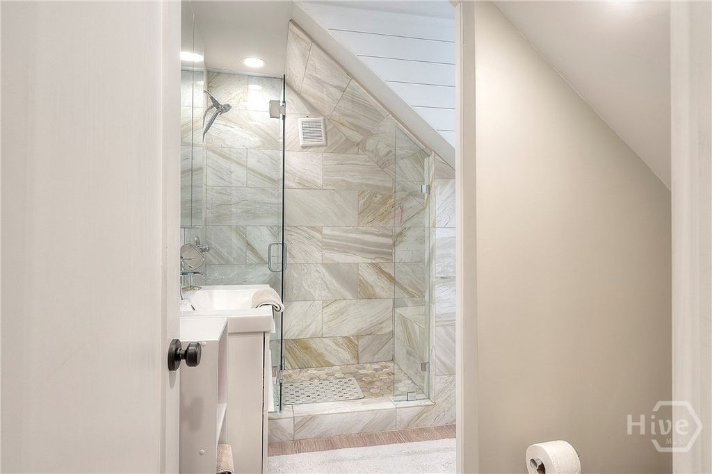 Image 45 of property listing at 5155 Donald Drive, Loganville, GA 30052