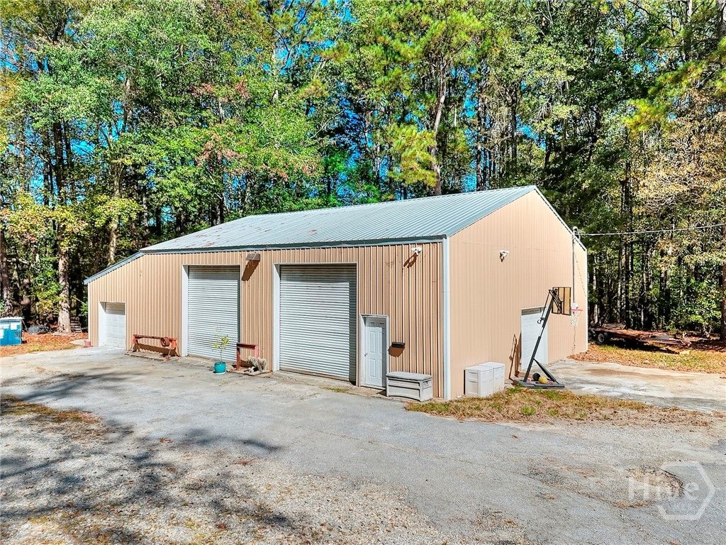 Image 51 of property listing at 5155 Donald Drive, Loganville, GA 30052