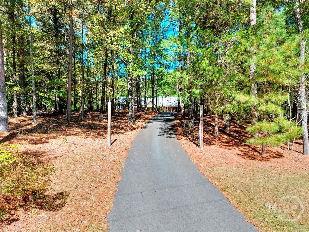 Image 58 of property listing at 5155 Donald Drive, Loganville, GA 30052