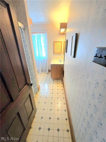 723 N 16th Street, Cambridge, OH 43725