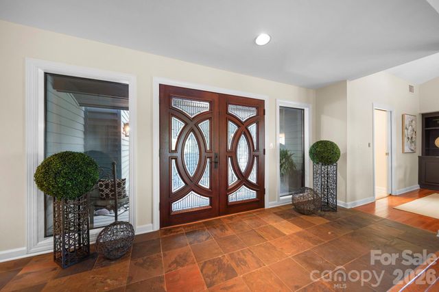 15 King Haigler Chase Street, Lake Wylie, SC 29710