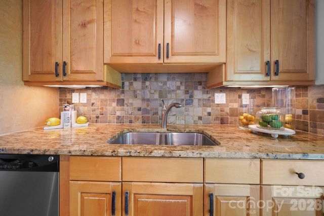 15 King Haigler Chase Street, Lake Wylie, SC 29710