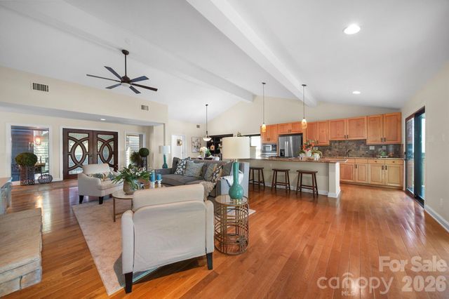 15 King Haigler Chase Street, Lake Wylie, SC 29710
