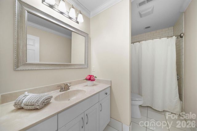 15 King Haigler Chase Street, Lake Wylie, SC 29710
