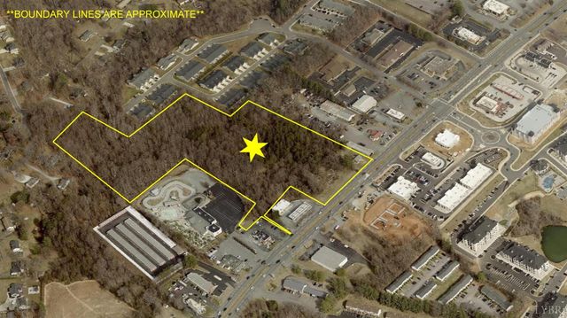 8001 Timberlake, Lynchburg, VA 24502