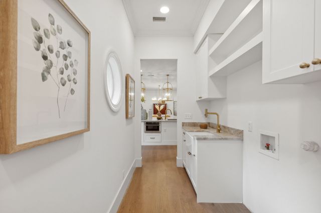 6 Saint Laurent Place, Dallas, TX 75225