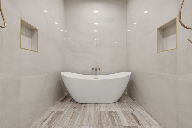 6 Saint Laurent Place, Dallas, TX 75225