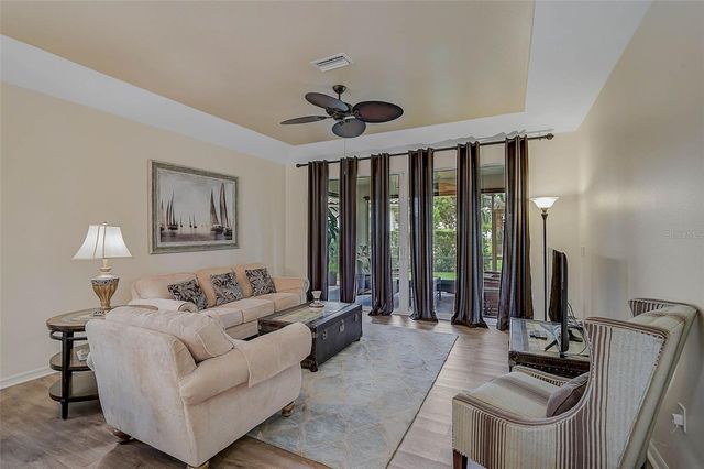 7341 GOLF POINTE CIRCLE, Sarasota, FL 34243