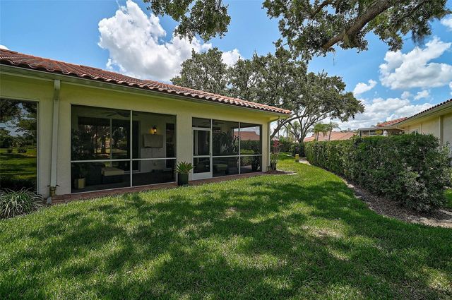 7341 GOLF POINTE CIRCLE, Sarasota, FL 34243