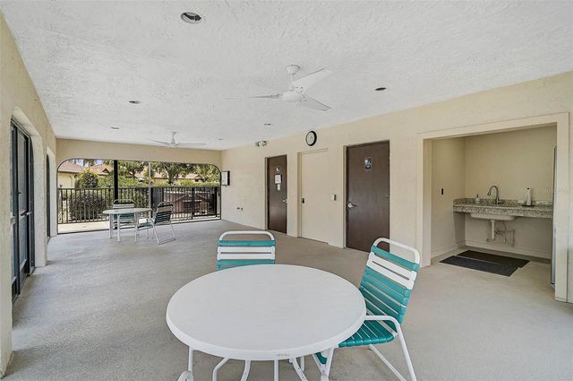 7341 GOLF POINTE CIRCLE, Sarasota, FL 34243