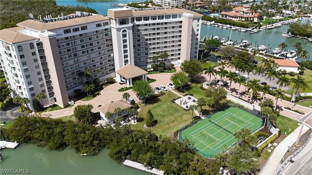 13105 Vanderbilt DR 607, Naples, FL 34110