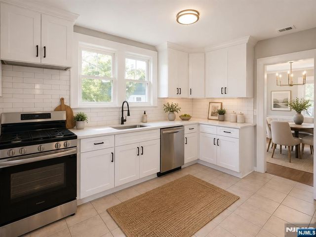 72 Sunset Avenue, Newark, NJ 07106