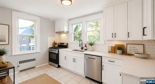72 Sunset Avenue, Newark, NJ 07106